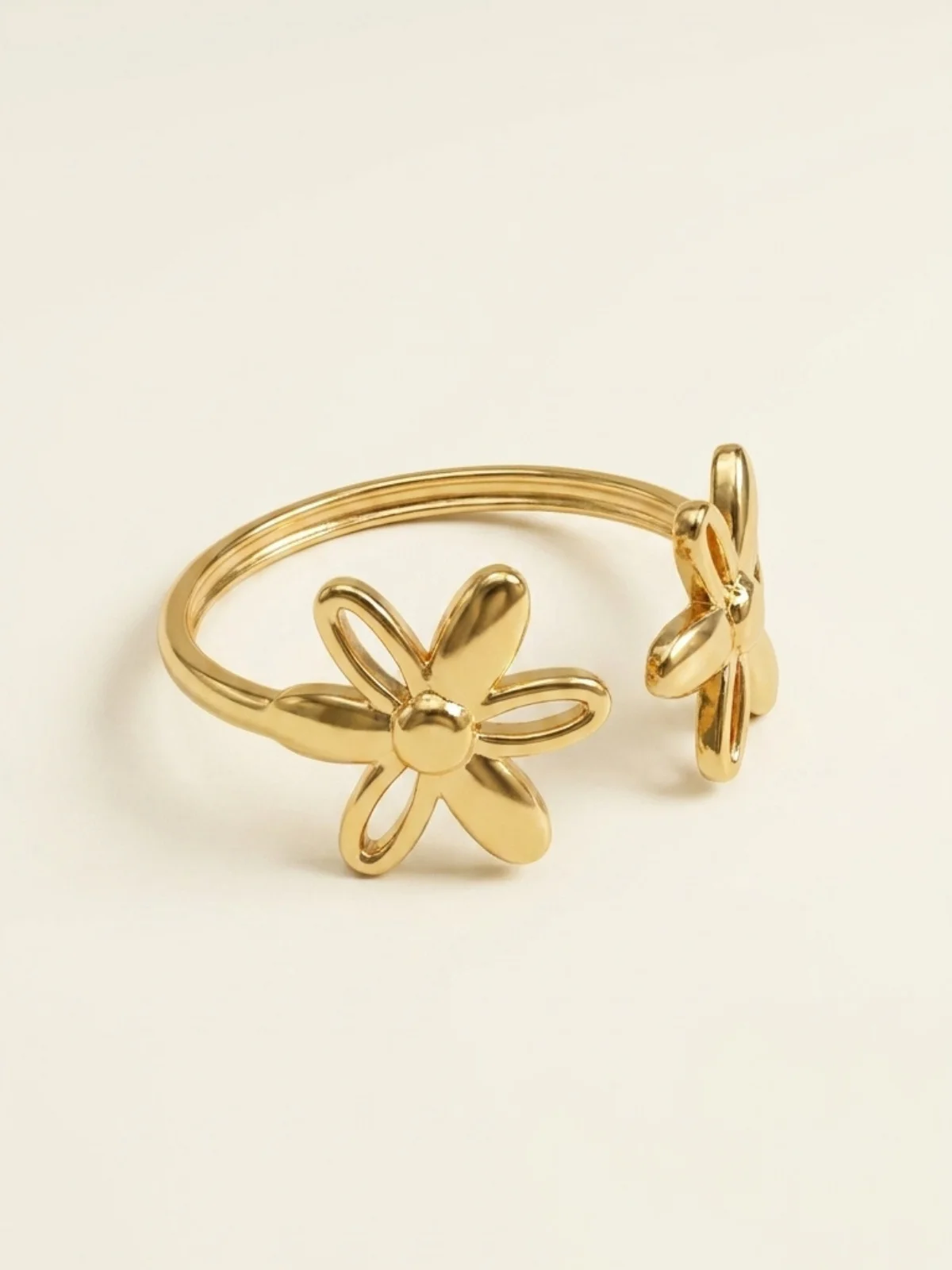 Twin Daisy Ring